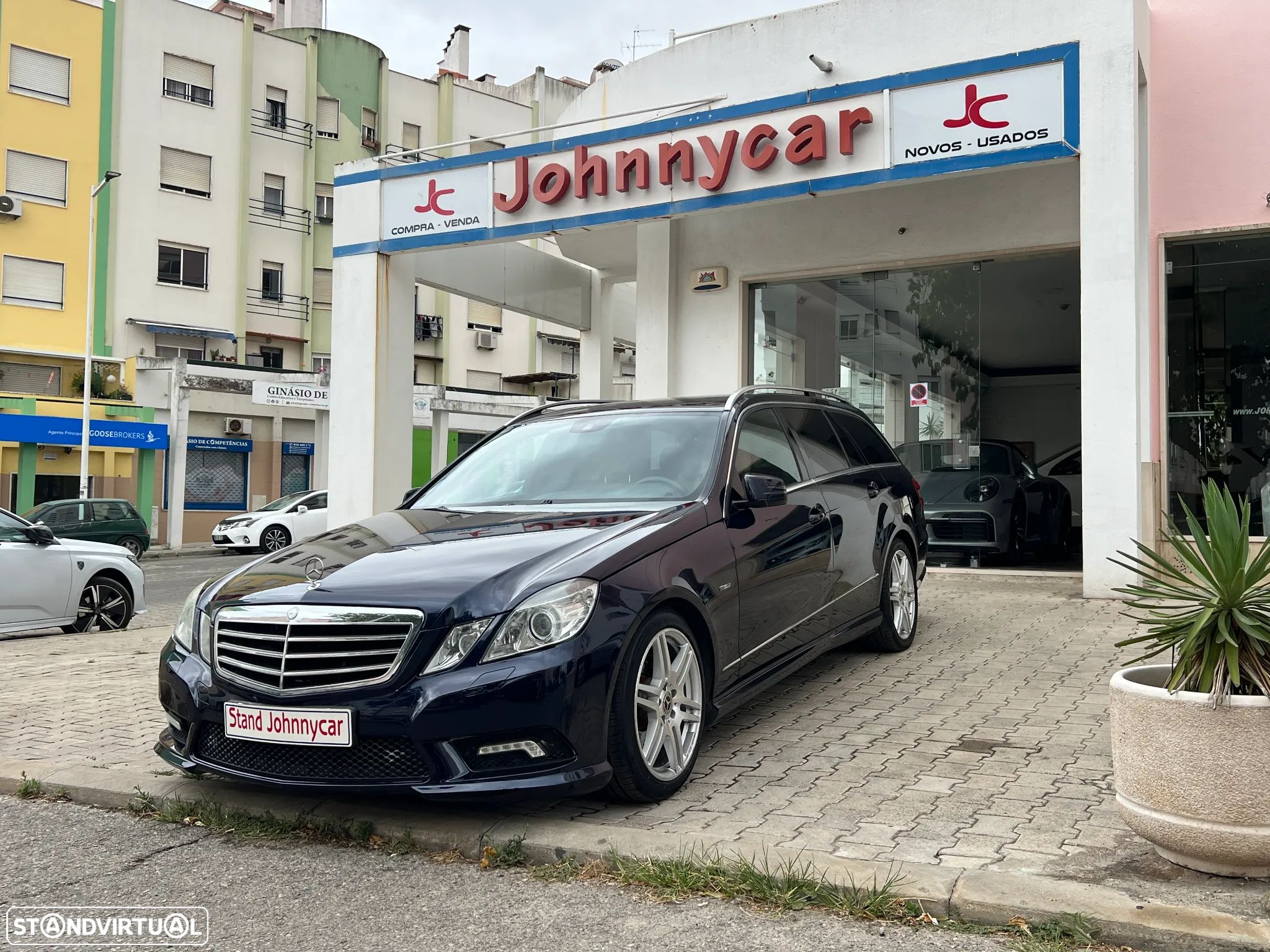 Mercedes-Benz E 250 - 1