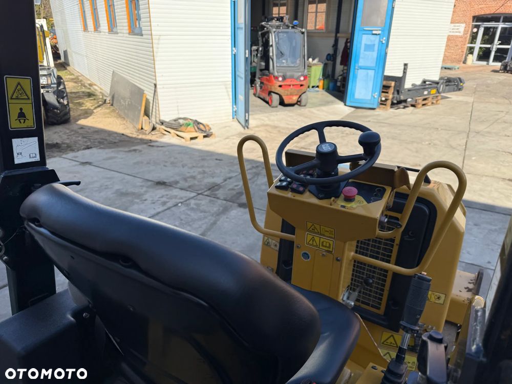 Caterpillar CB1.8 - 14