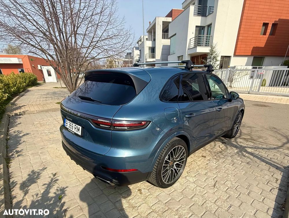 Porsche Cayenne - 5