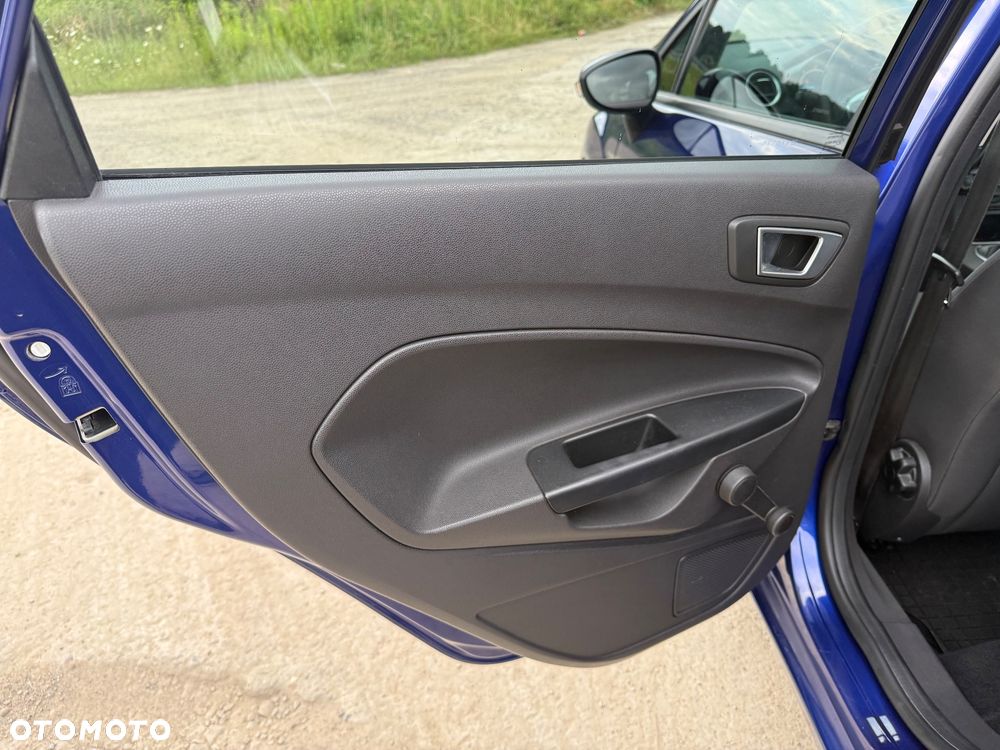 Ford Fiesta - 20
