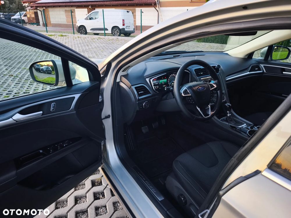 Ford Mondeo 2.0 TDCi STart-Stopp Titanium - 13