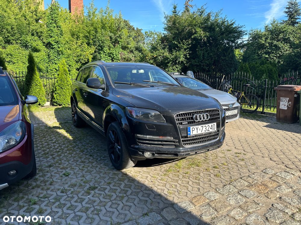 Audi Q7 4.2 FSI Quattro Tiptr - 8