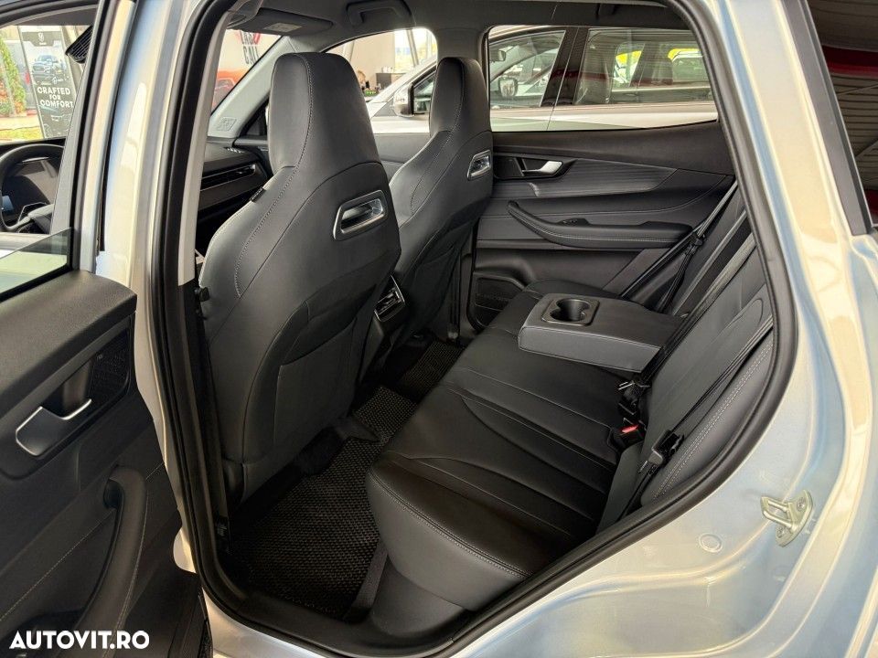 Chery Tiggo 4 - 8