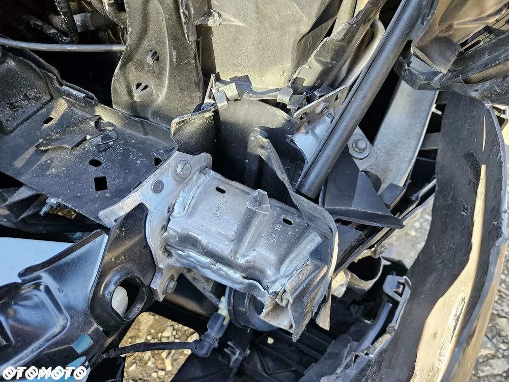 Peugeot 2008 PureTech 130 GPF Stop&Start Signature - 16