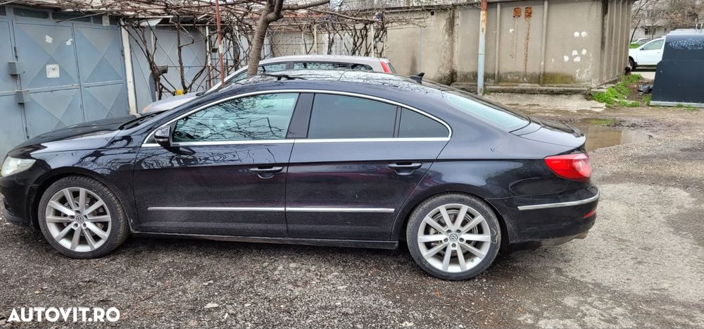 Volkswagen Passat 2.0TDI Comfortline DPF DSG - 1