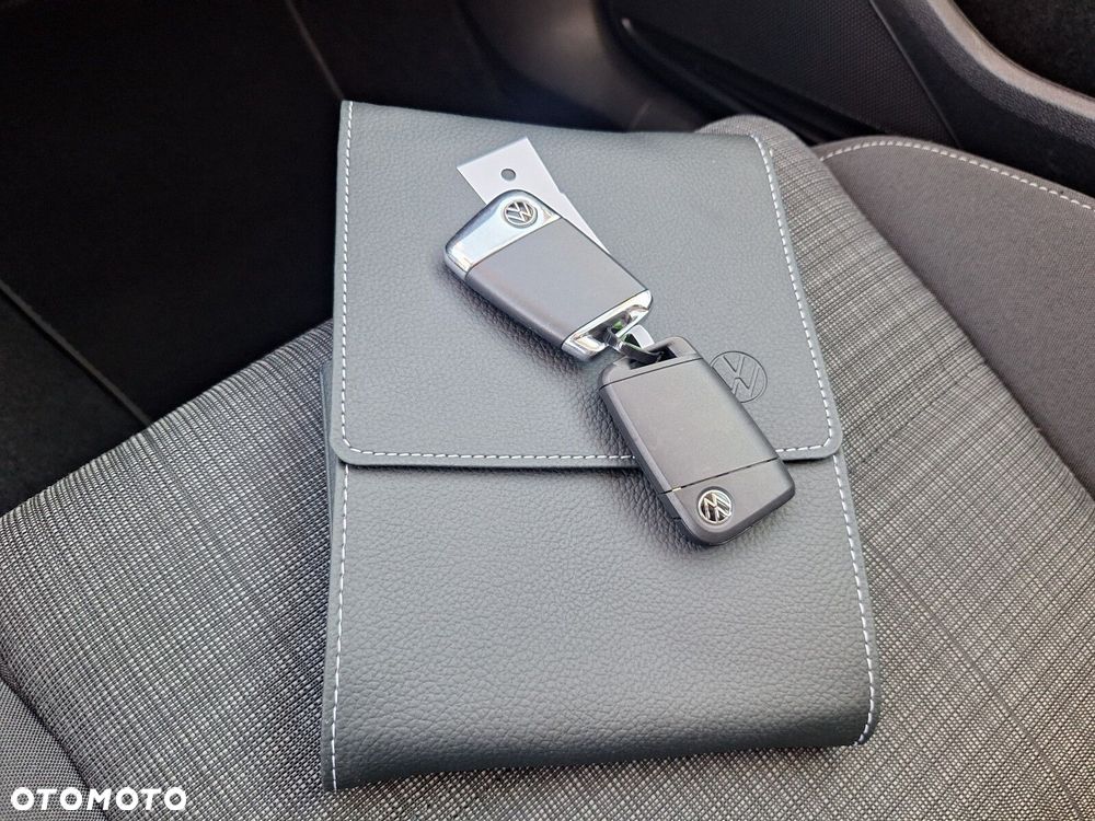 Volkswagen Passat 2.0 TDI EVO Business DSG - 37