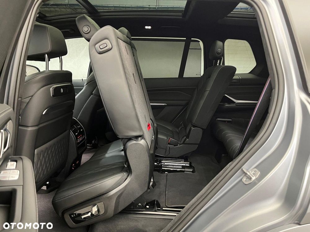 BMW X7 - 27