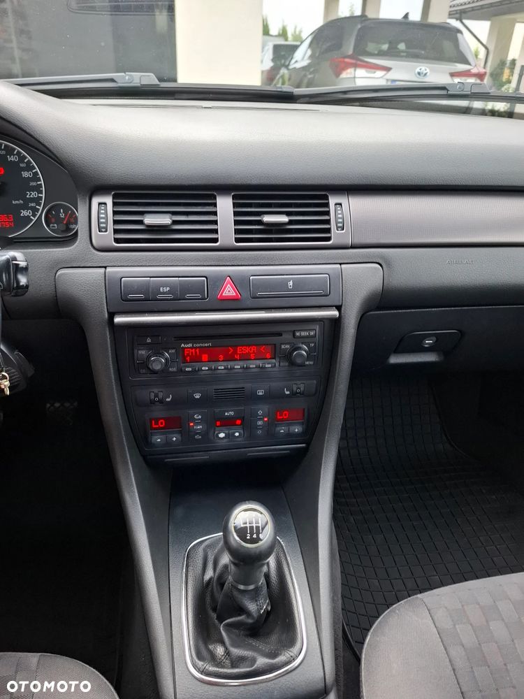 Audi A6 Avant 1.9 TDI - 14