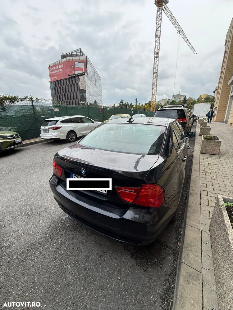 BMW Seria 3 318d - 2