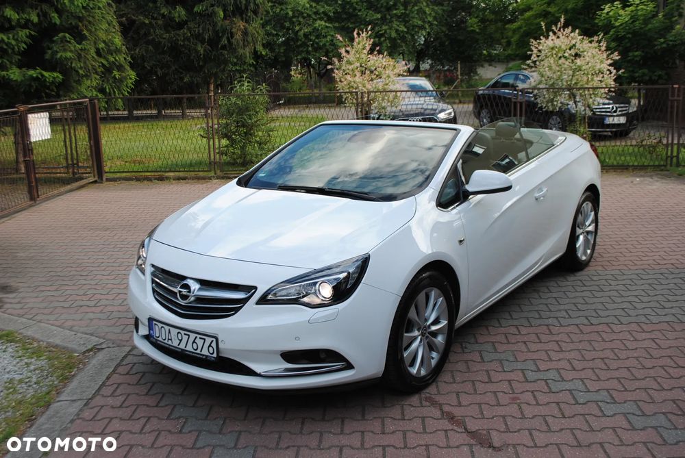 Opel Cascada 1.6 SIDI Turbo Automatik Innovation - 2