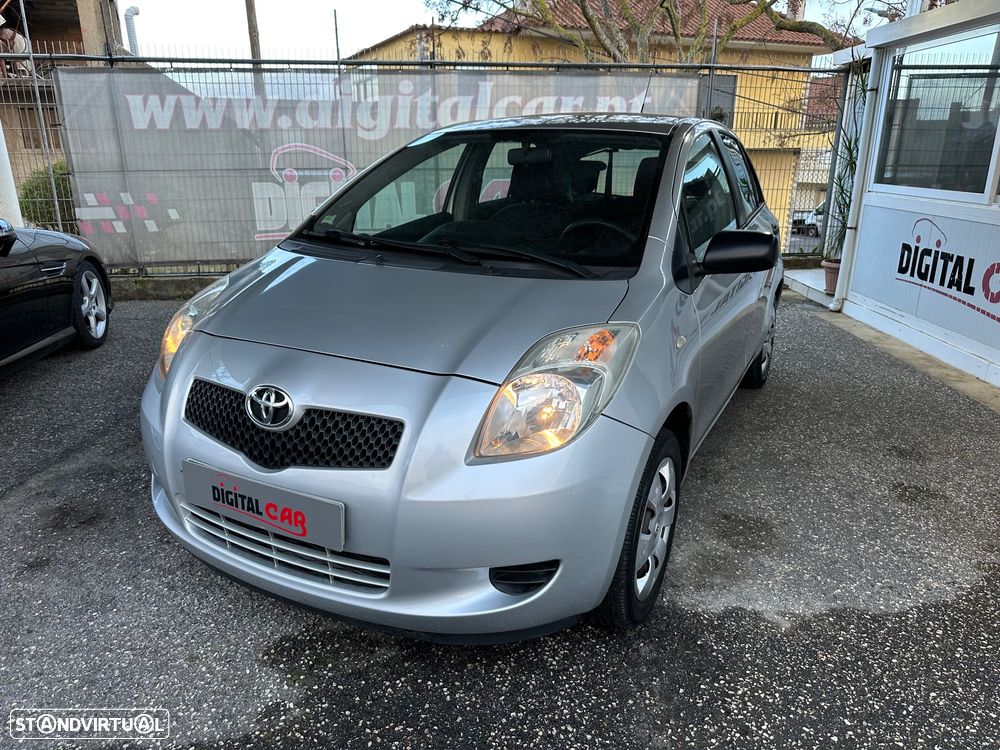Toyota Yaris 1.0 VVT-i AC Manual+VSC - 1