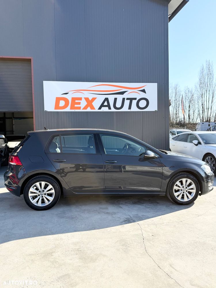 Volkswagen Golf - 13