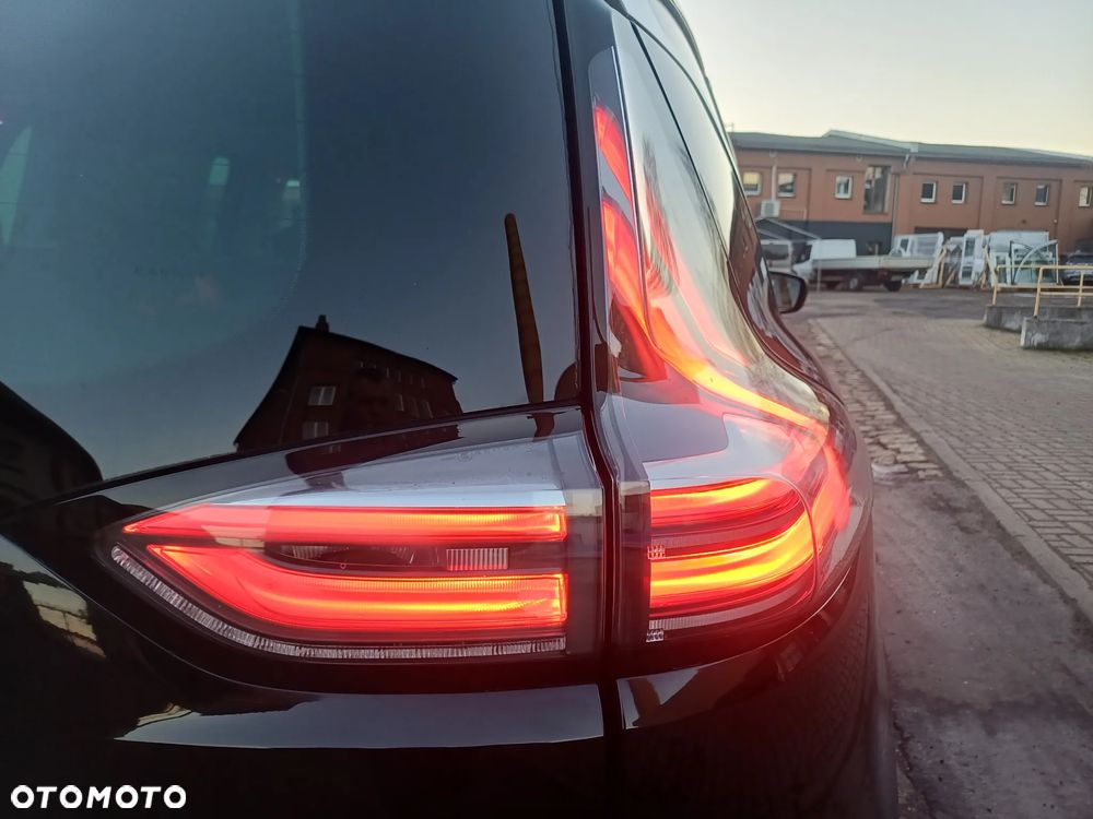 Renault Espace 1.6 dCi Energy Initiale Paris EDC 7os - 16