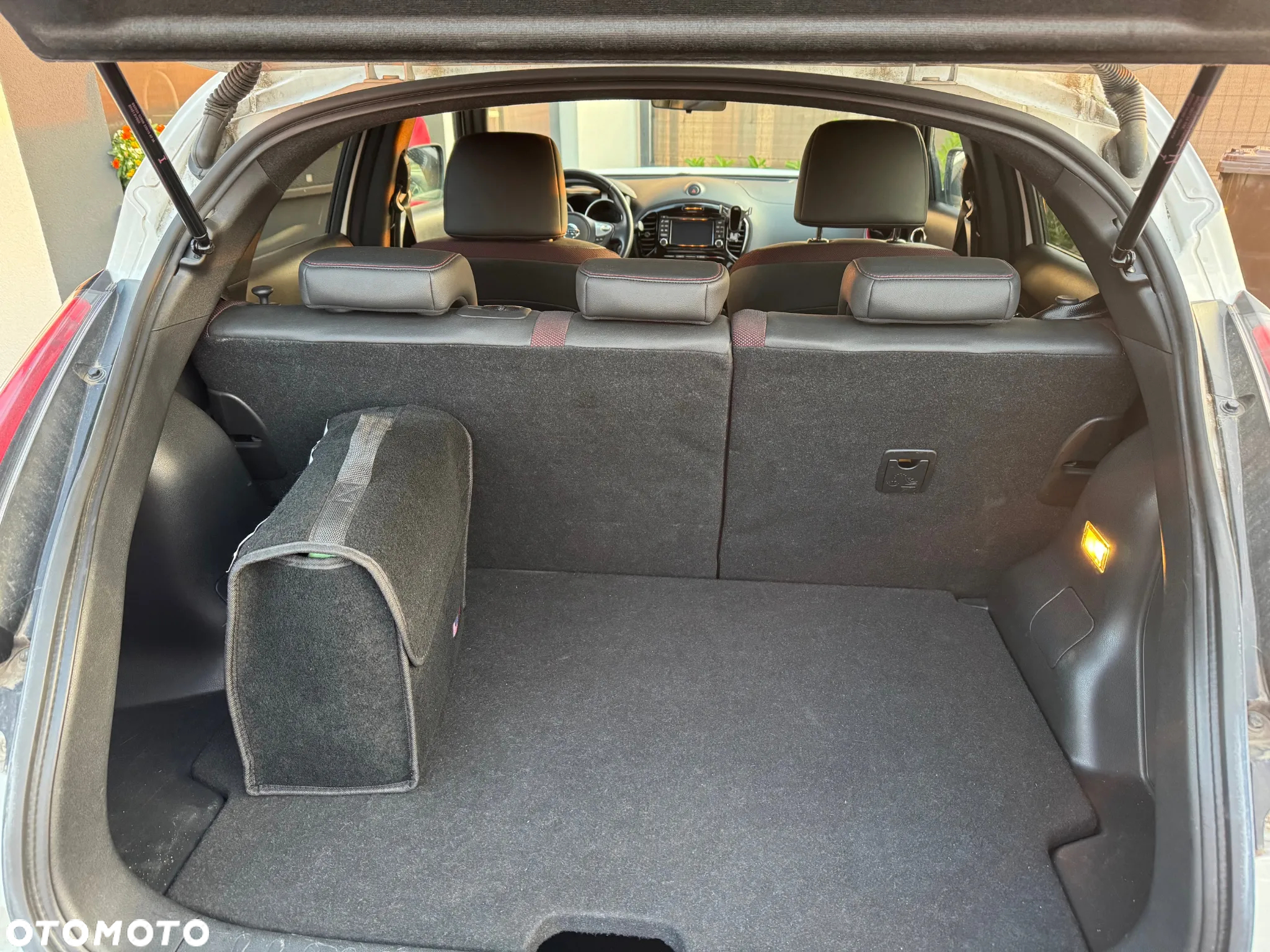 Nissan Juke 1.2 DIG-T Tekna EU6 - 13