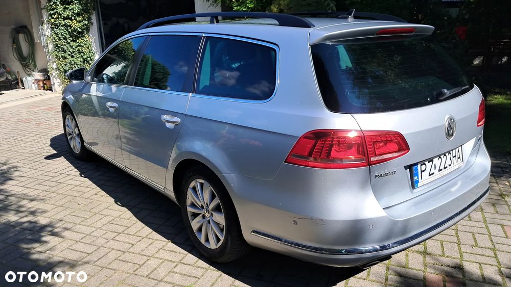 Volkswagen Passat 2.0 TDI Comfortline DSG - 6