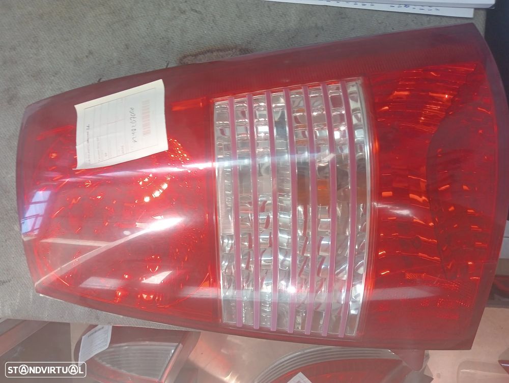 Farolim stop direito Kia Picanto 04 - / 7240207000