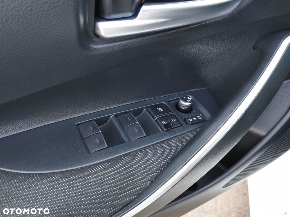 Toyota Corolla 1.8 Hybrid Style - 16