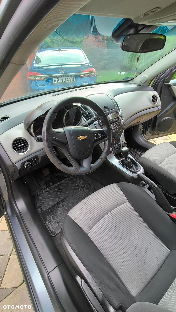 Chevrolet Cruze - 2