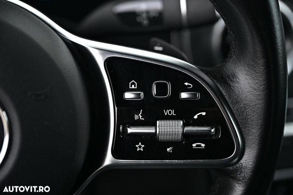 Mercedes-Benz GLC 300 e 4MATIC - 23