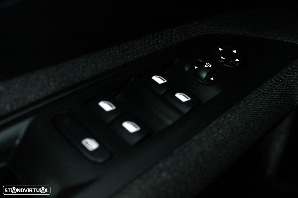 Peugeot 3008 1.5 BlueHDi Style - 28