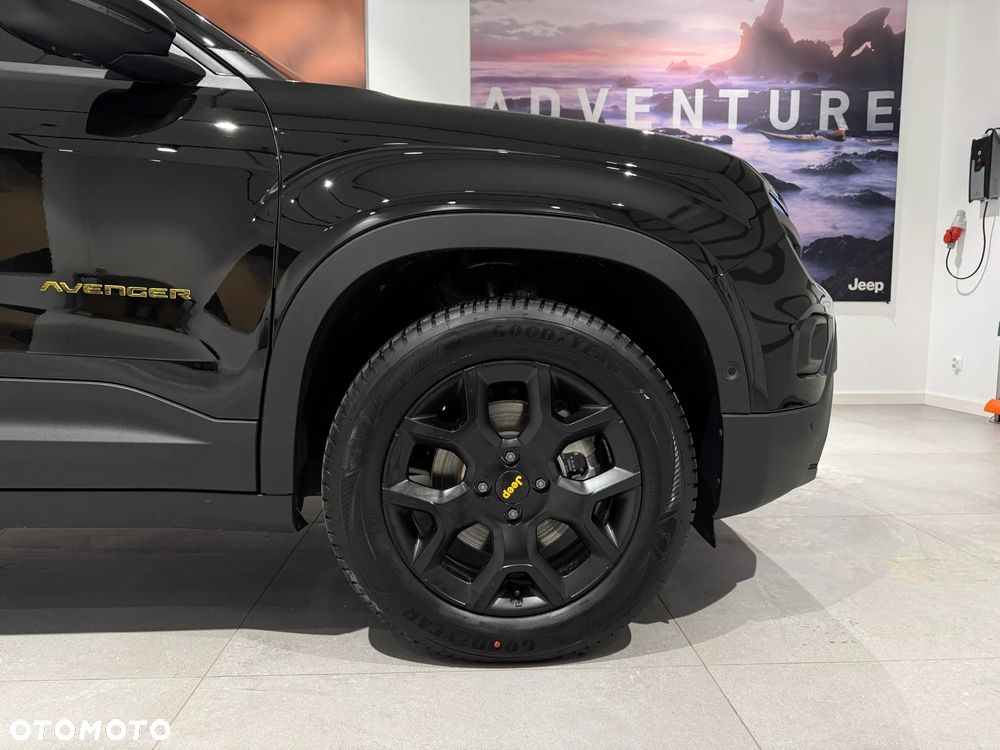 Jeep Avenger 1.2 T3 mHEV The North Face 4xe eDCT6 - 12