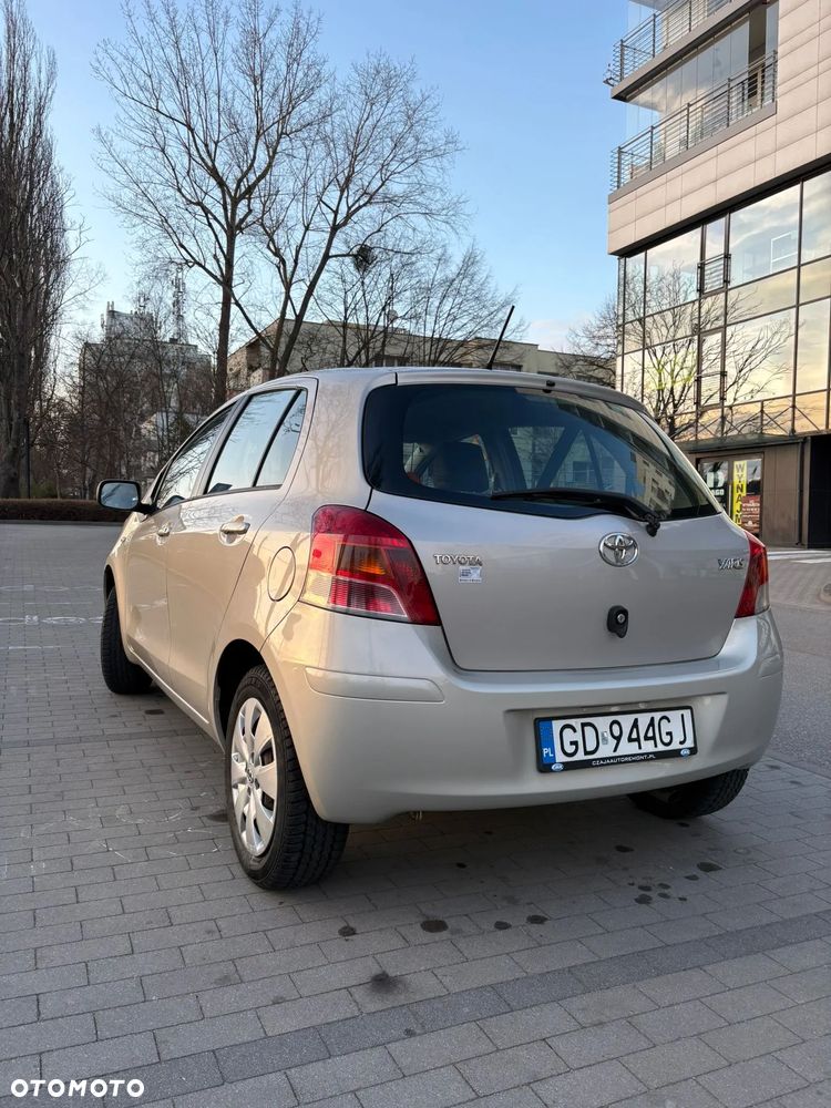 Toyota Yaris 1.33 Luna - 10