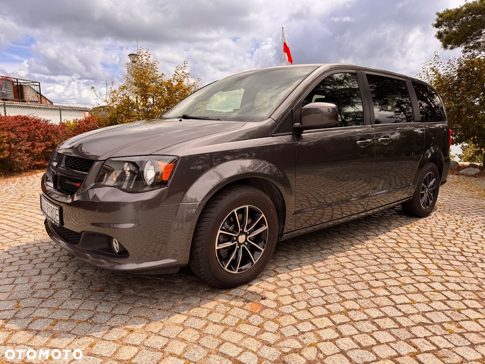 Dodge Grand Caravan 3.6 R/T - 1