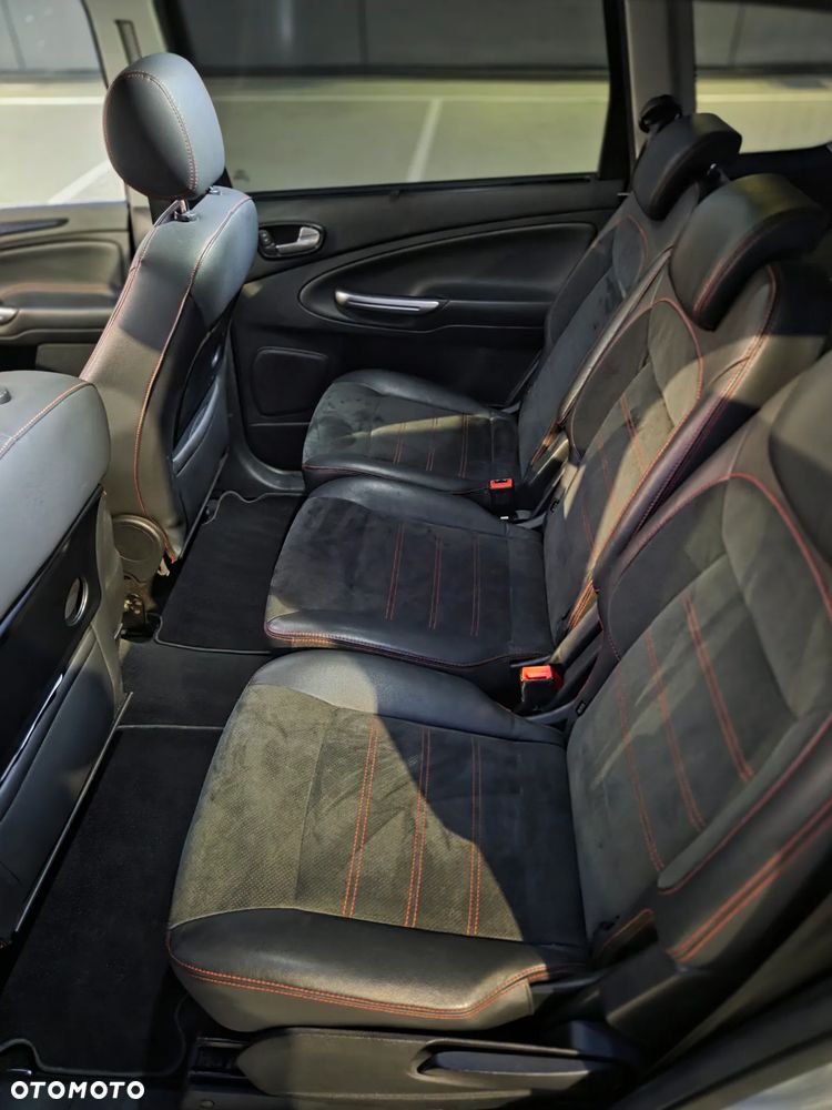 Ford S-Max 2.0 TDCi DPF Titanium X - 12