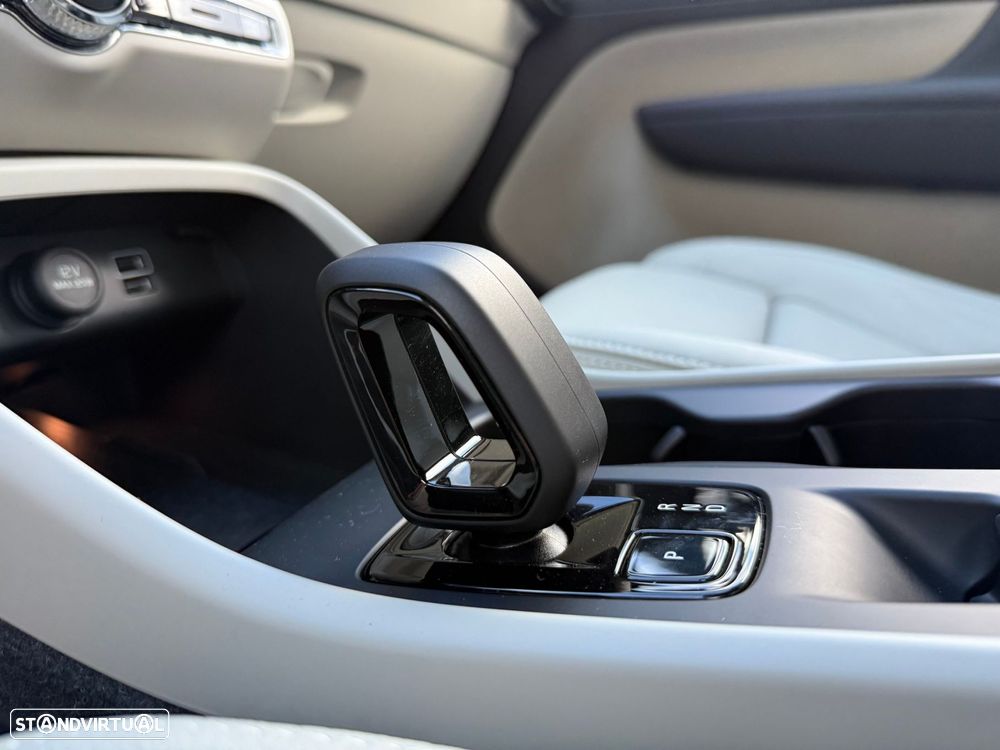 Volvo XC 40 1.5 T5 PHEV Core - 52