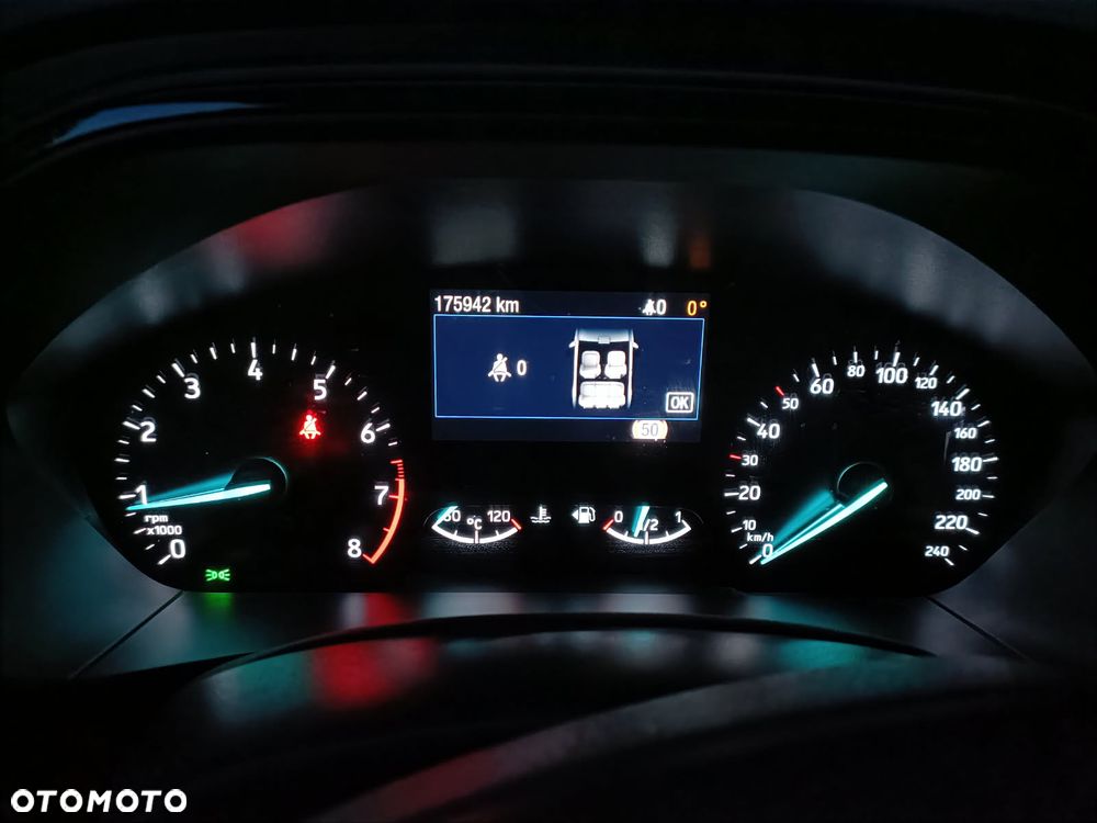 Ford Focus 1.0 EcoBoost ST-Line - 11