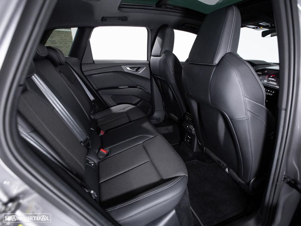 Audi Q4 e-tron 50 quattro - 13