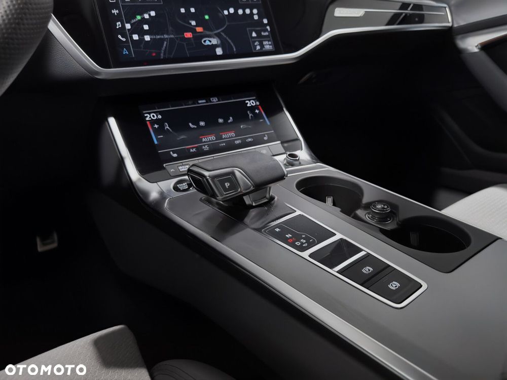 Audi A6 Avant - 22