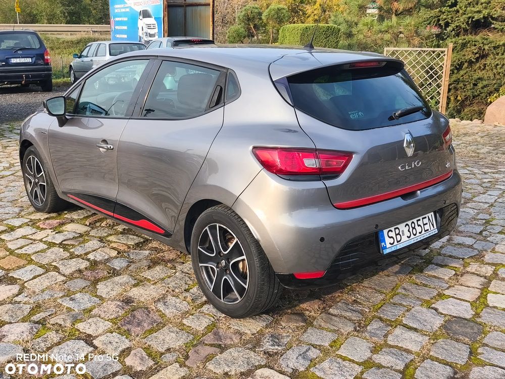 Renault Clio - 9