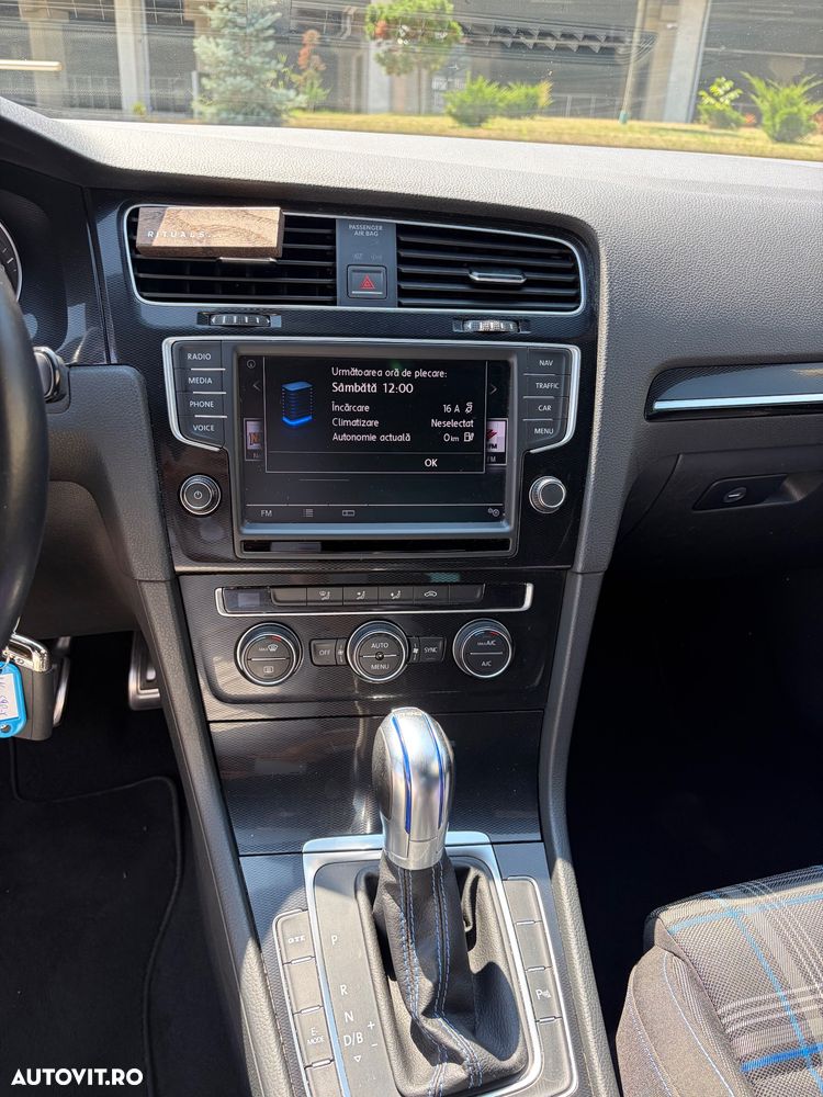Volkswagen Golf 1.4 GTE Plug-In-Hybrid DSG - 7