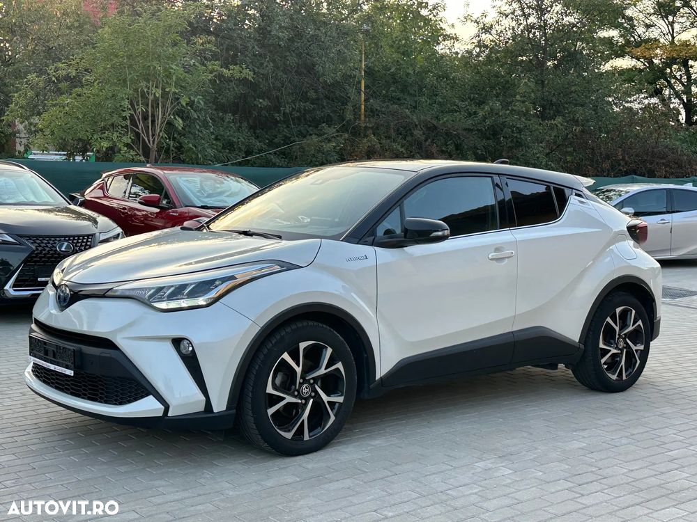 Toyota C-HR 2.0 HSD 184 CP 4x2 CVT Classy Bi-Tone - 35