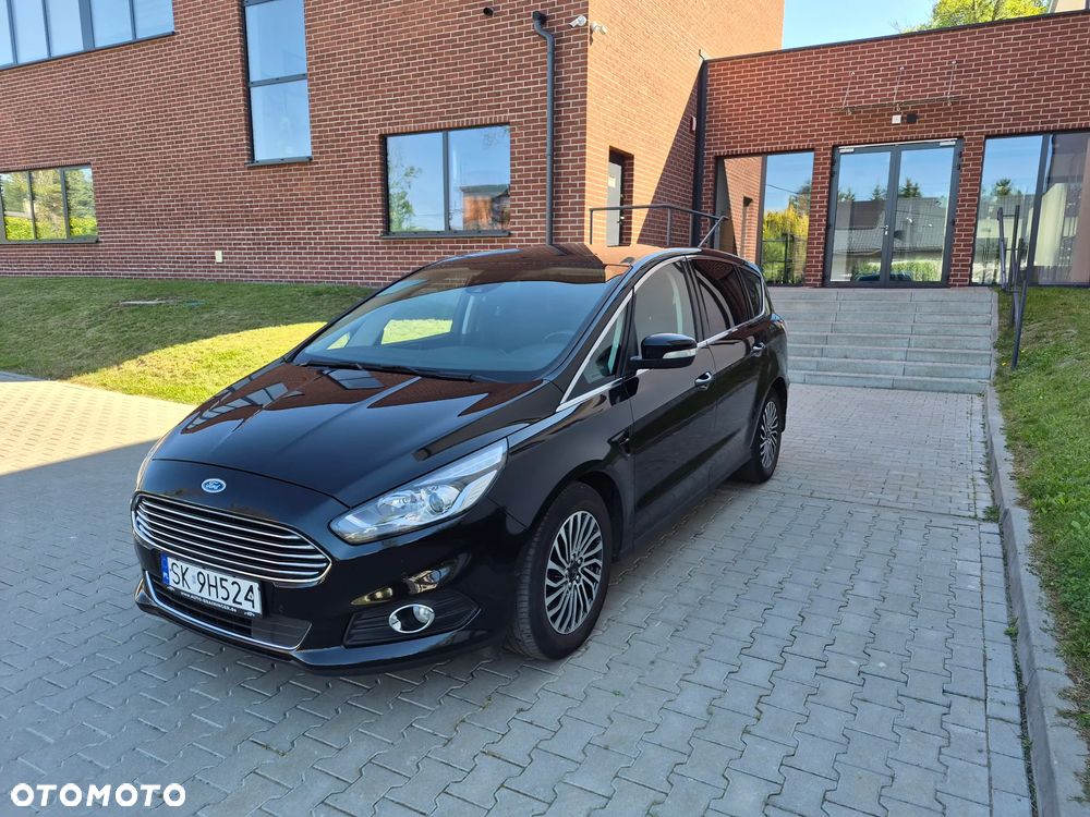 Ford S-Max 2.0 EcoBlue Titanium - 1