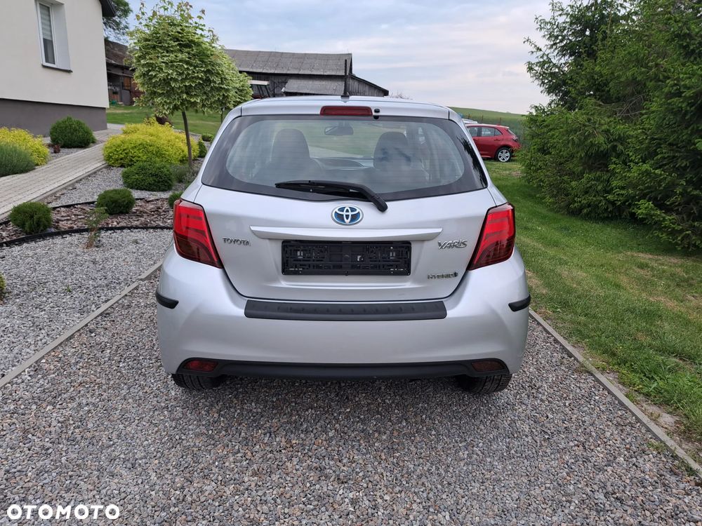 Toyota Yaris 1.5 VVT-i - 4