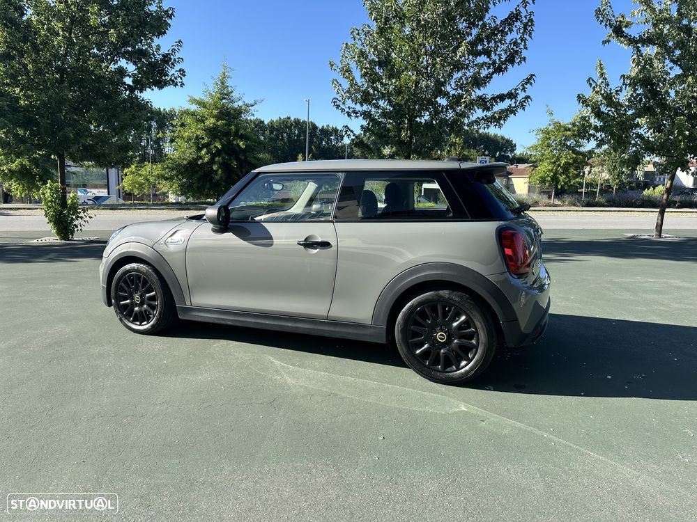 MINI 3 Portas Cooper SE L - 4