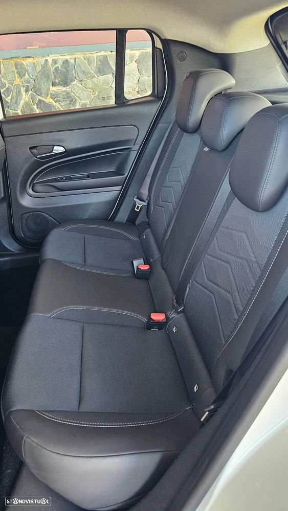Jeep Avenger 1.2 GSE T3 Altitude - 35
