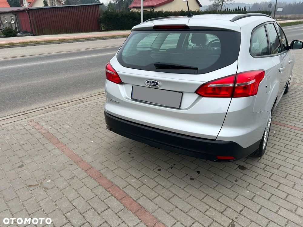 Ford Focus - 23