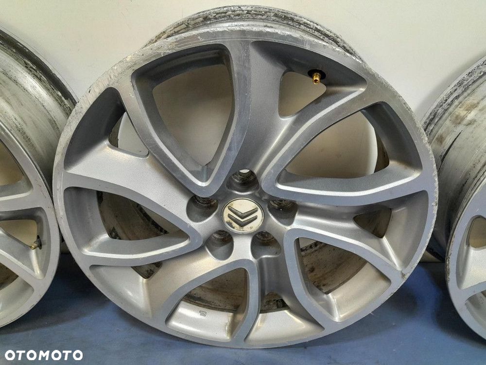 C-CROSSER FELGI ALUMINIOWE 18X7J ET38 5X114,3 - 4