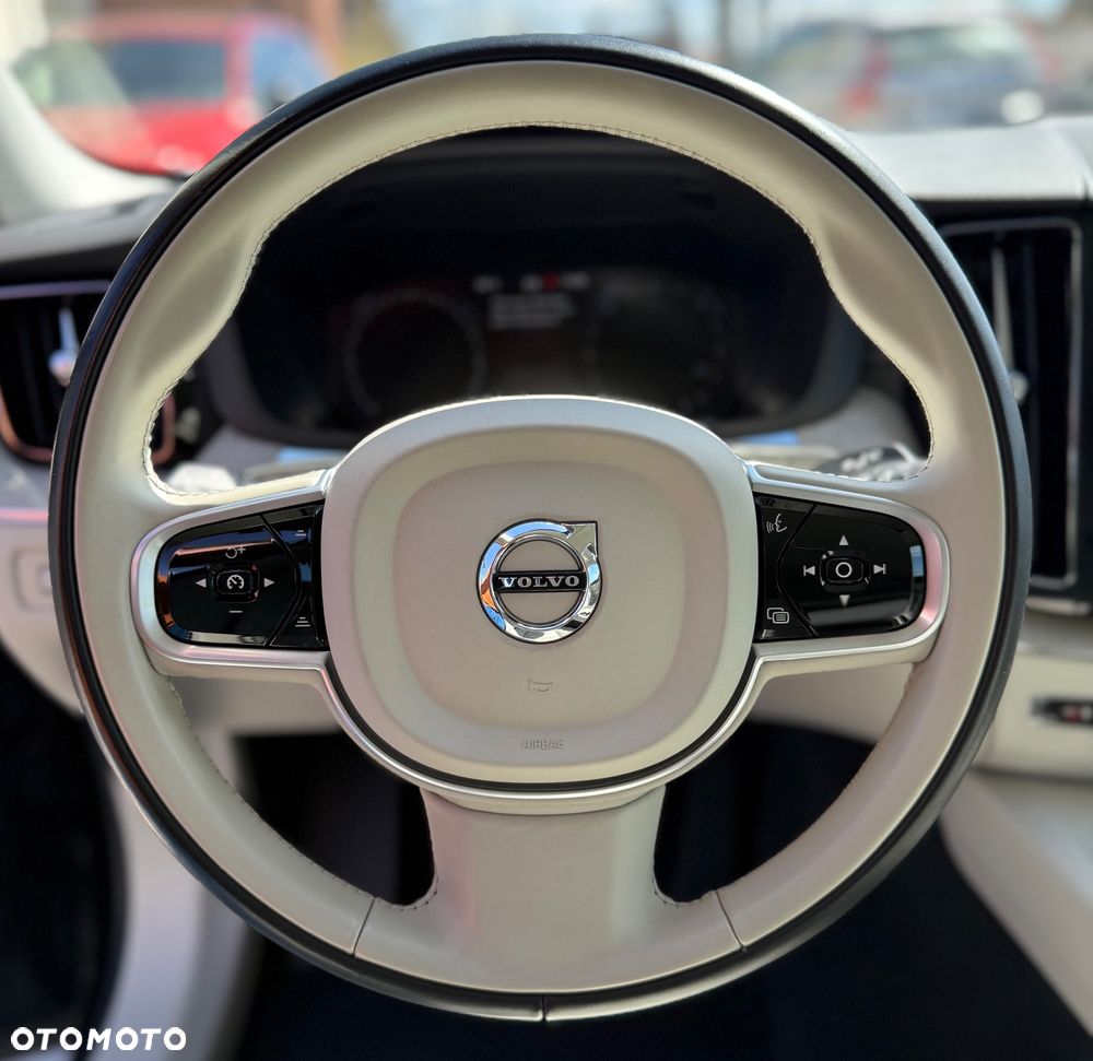 Volvo XC 60 D4 Geartronic Inscription - 17
