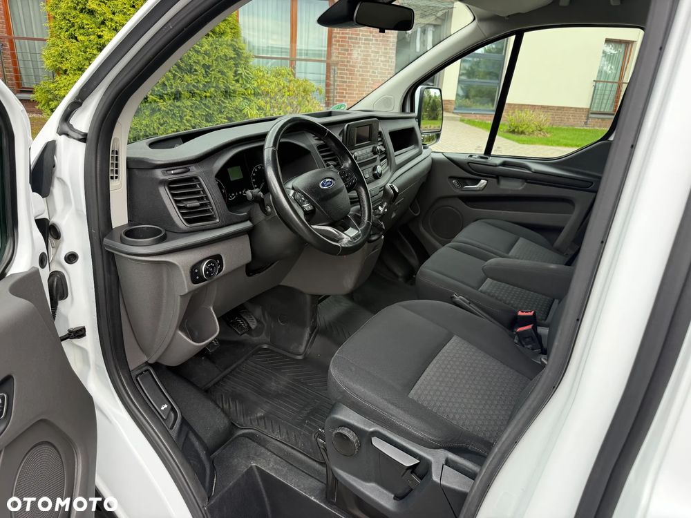 Ford Transit Custom - 23