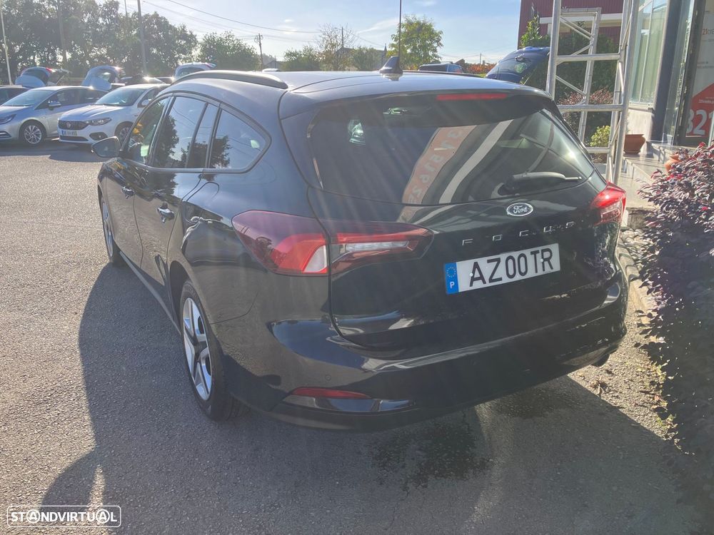 Ford Focus SW - 9