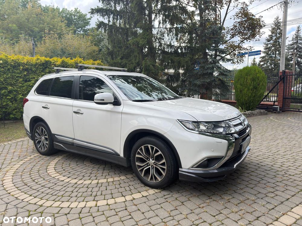 Mitsubishi Outlander 2.0 Instyle Navi 4WD CVT - 1