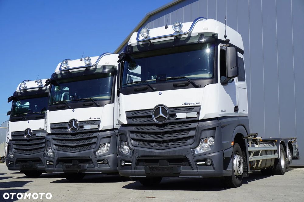 Mercedes-Benz Actros 2540 6×2 / 90 tys. km! / Kabina 5 siedzeń! / nauka jazdy / 6 sztuk - 28