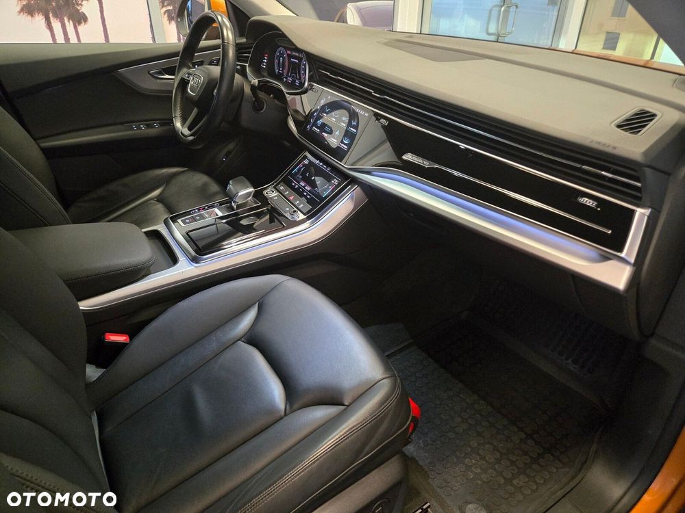 Audi Q8 - 22