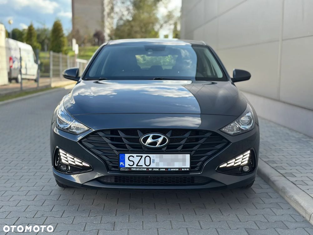Hyundai i30 1.5 DPI Classic + - 8