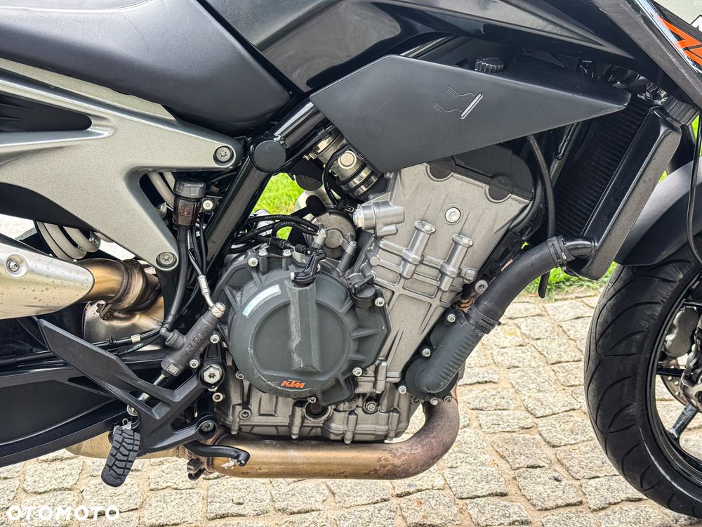 KTM Duke 790 - 22