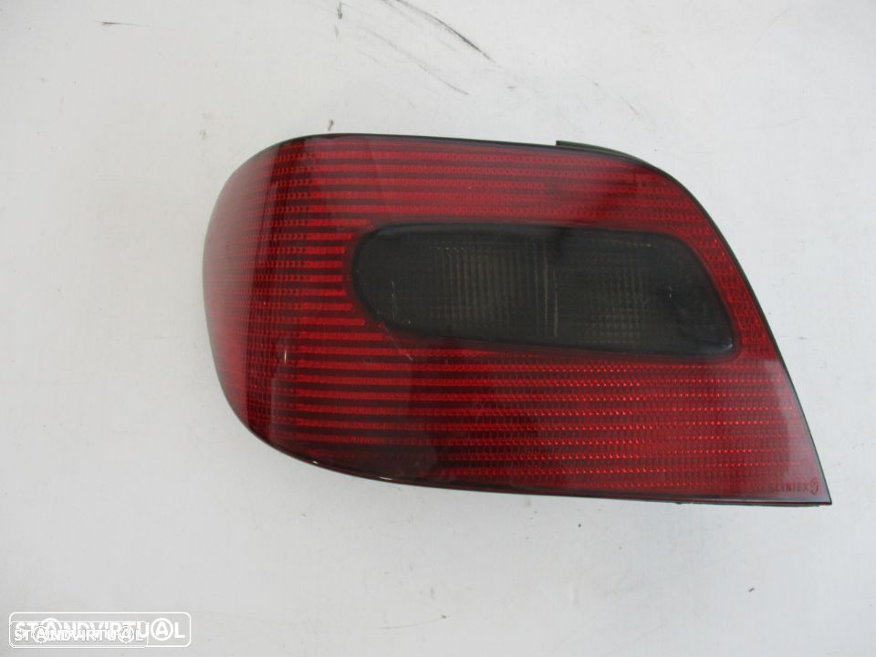 Farol Farolim Trás Citroen Xsara esquerdo - 1
